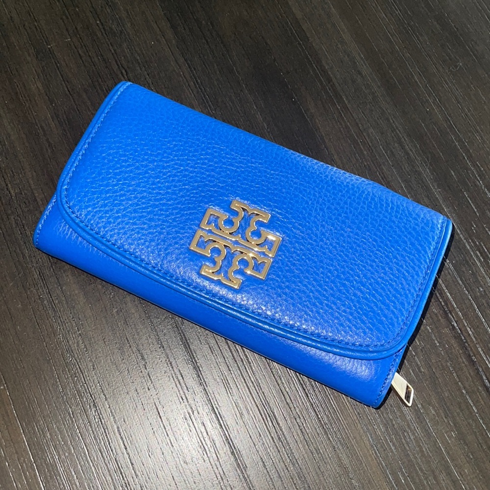 Tory Burch Britten Bi-Fold Wallet